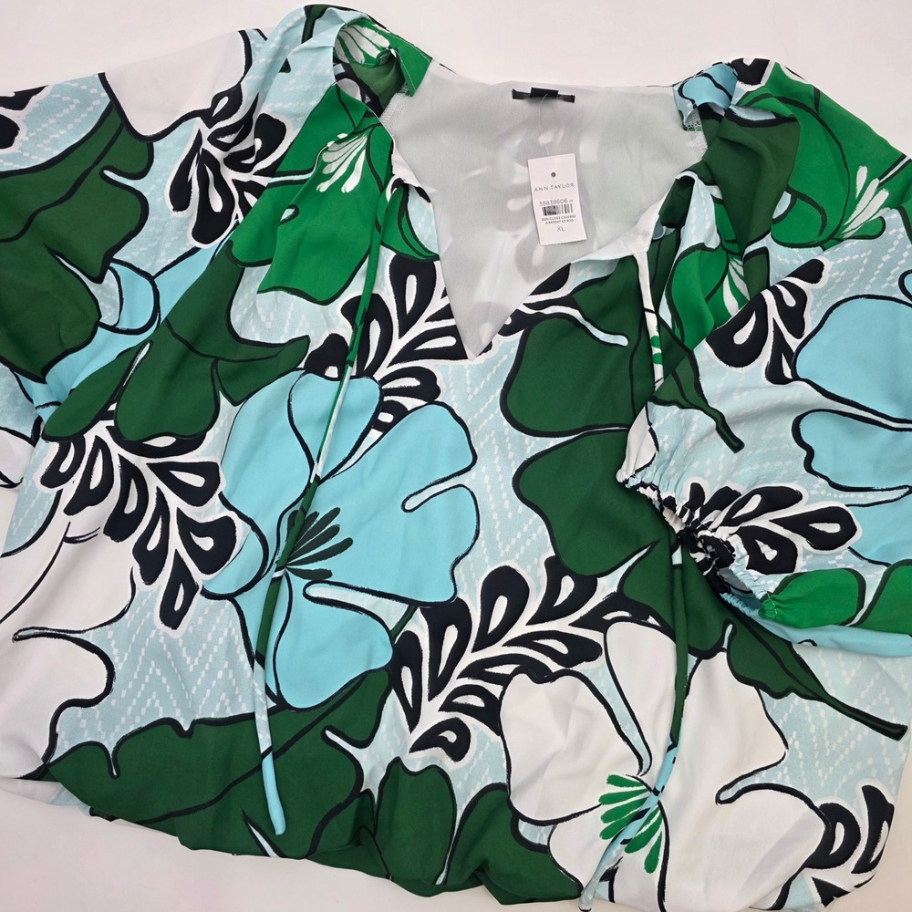 ANN TAYLOR TROPICAL BLOUSE WOMENS XL GREEN FLORAL ELASTIC HEM CROP SHIRT NEW!